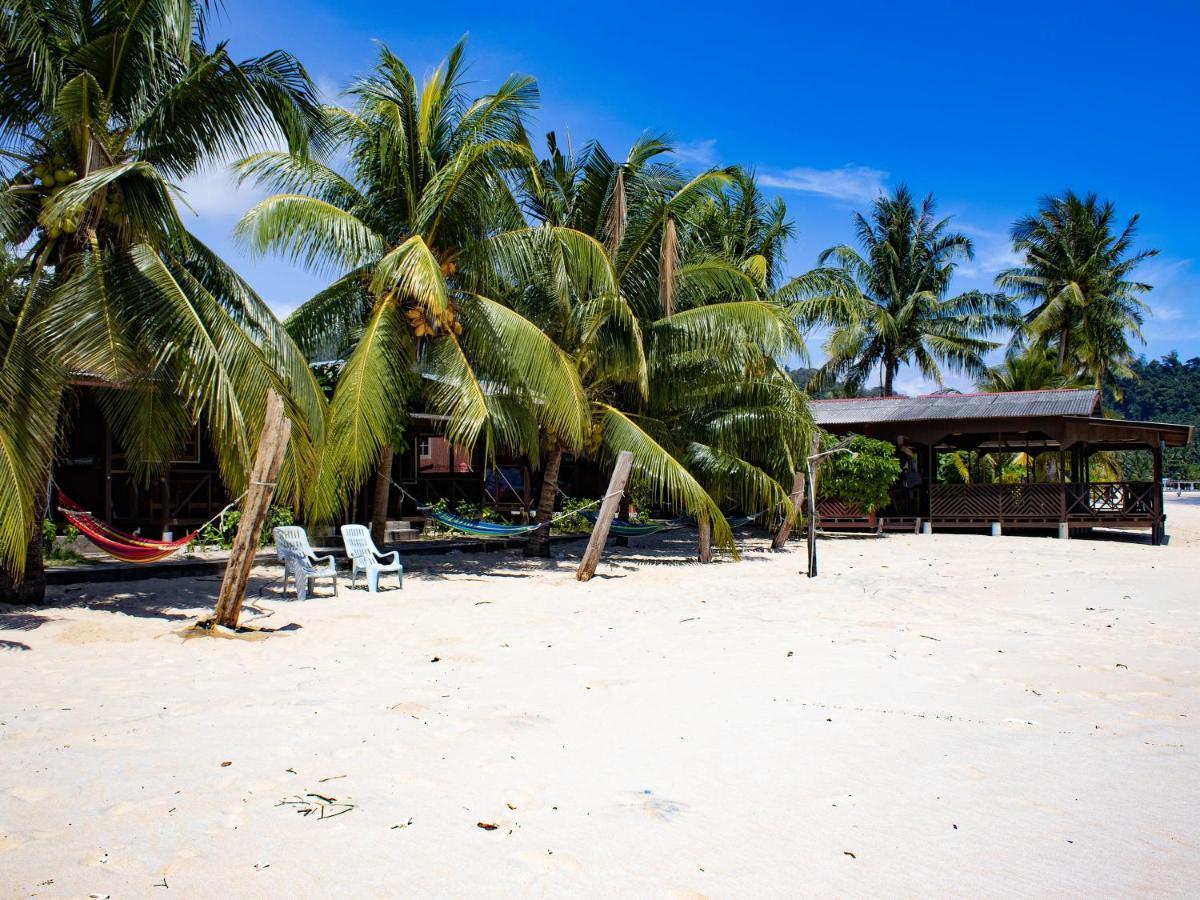 Отель Bushman Tioman Kampong Juara Экстерьер фото