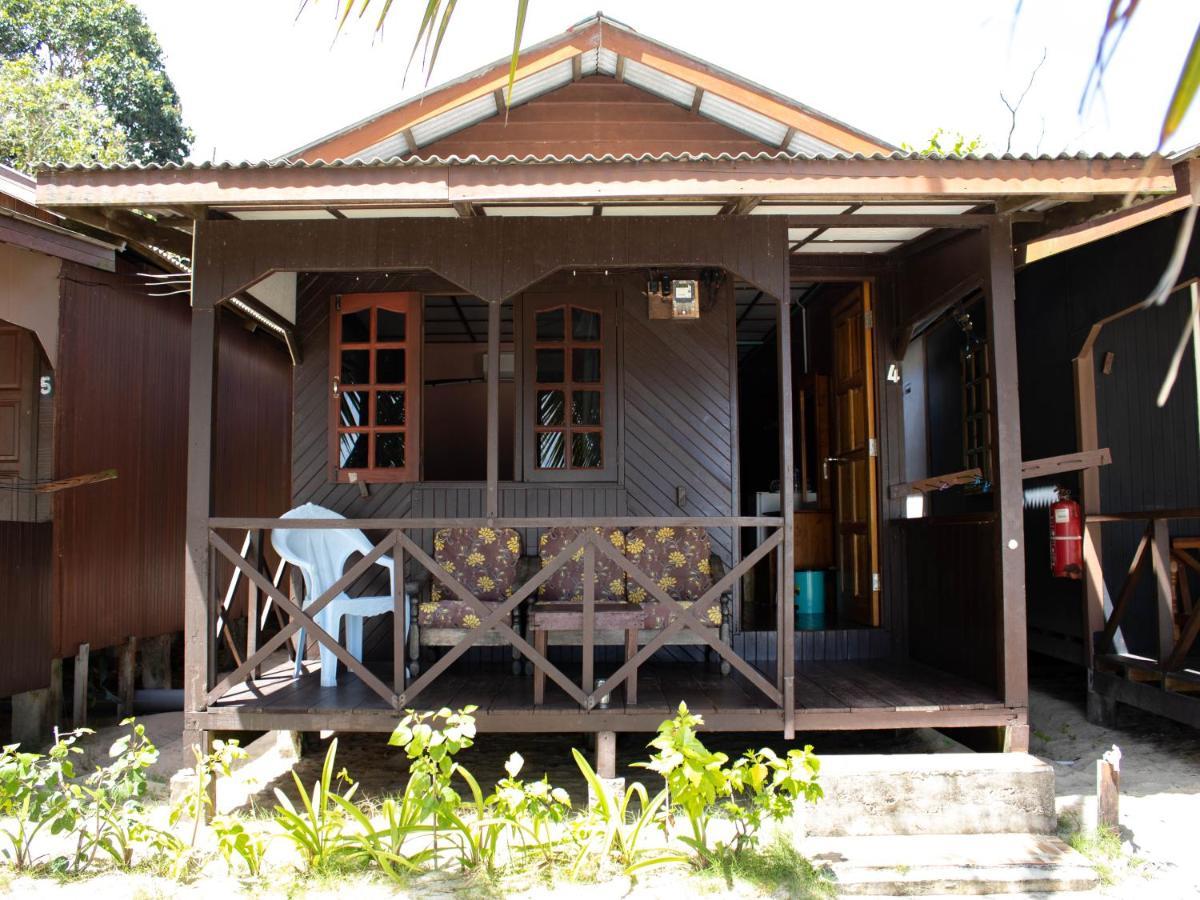 Отель Bushman Tioman Kampong Juara Экстерьер фото